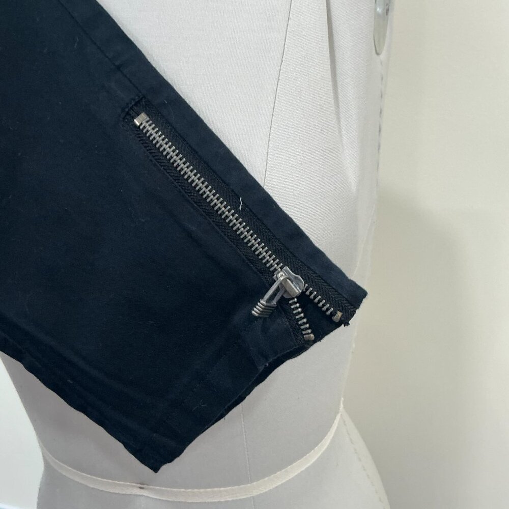 Woman Pants - Picture 6 of 6